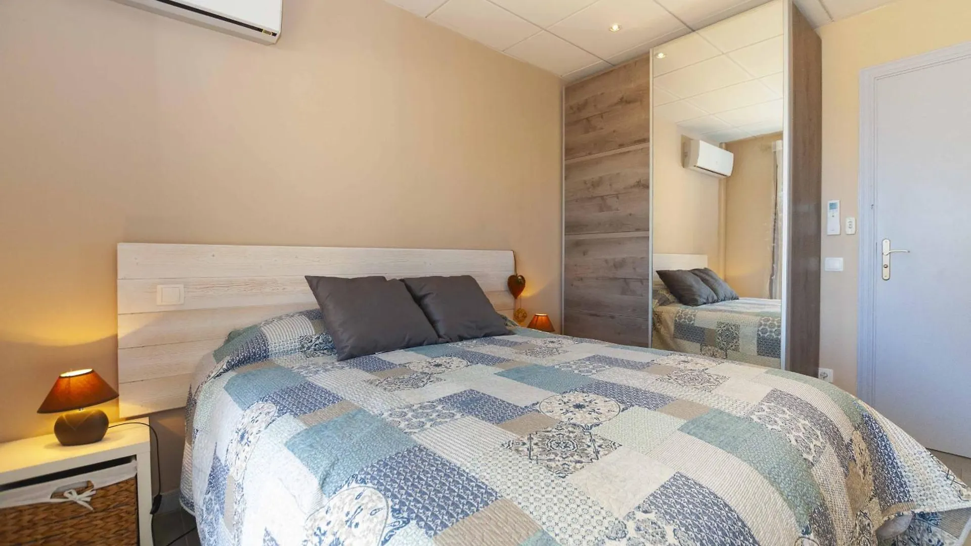 Appartement 1233 Vila Neus Con Piscina - Apivend Immo Roses